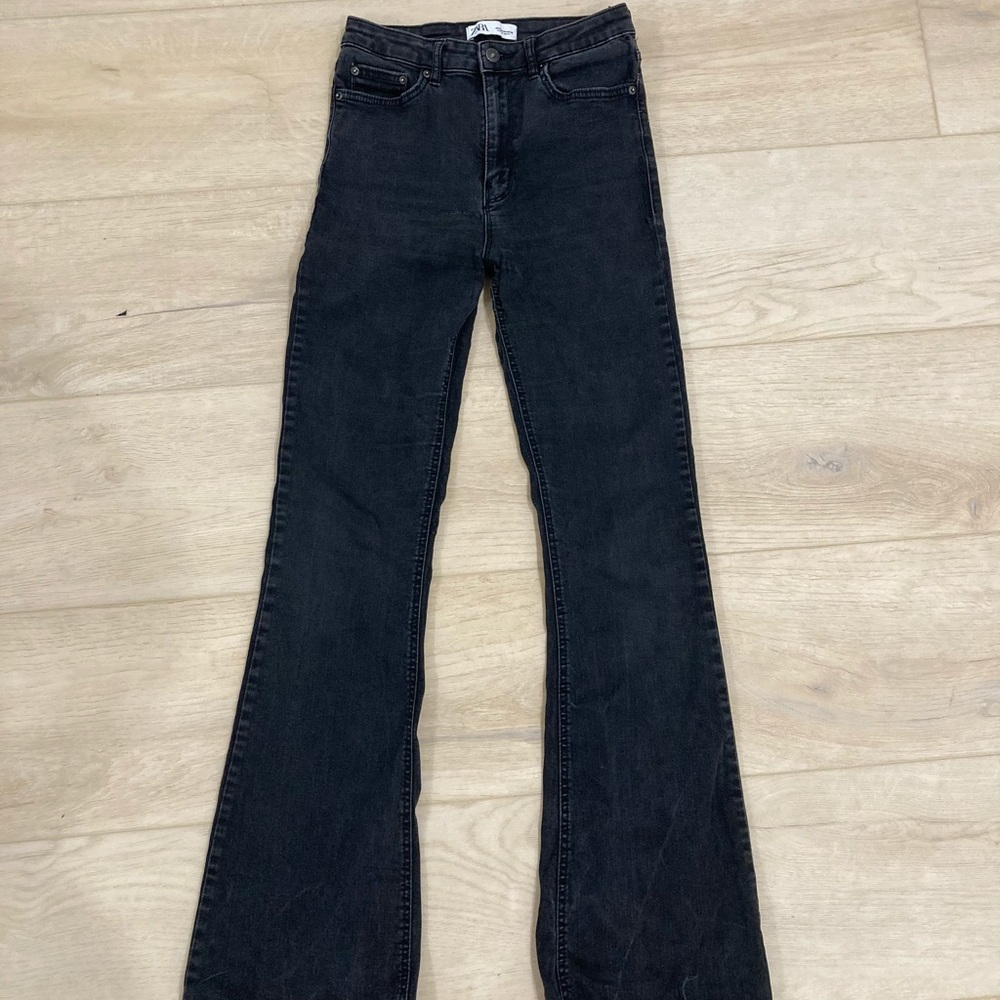 Stretchy flared jeans